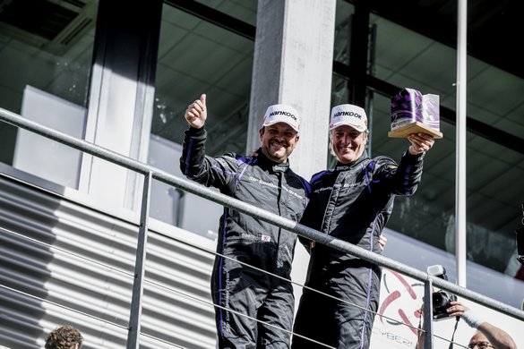 SGD Sponsor de la Prime Racing Team !